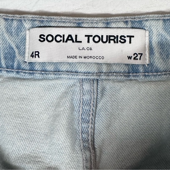 Social Tourist Ultra High Rise Wide Leg Light Wash Size 4 - Picture 4 of 5
